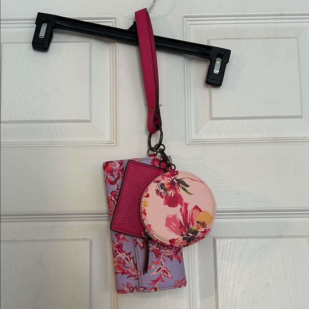 Pioneer Women Floral Pink and Purple Wallet Set
